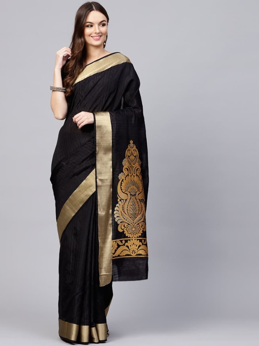 Printed silk saree with blouse piece